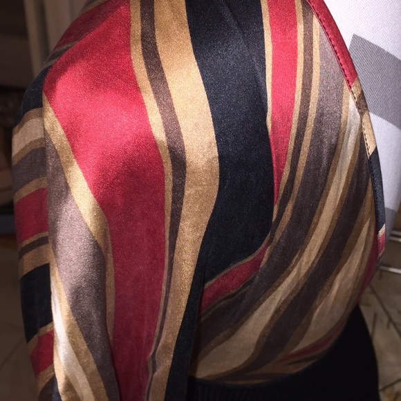 BeBe Blouse - Picture 7 of 8